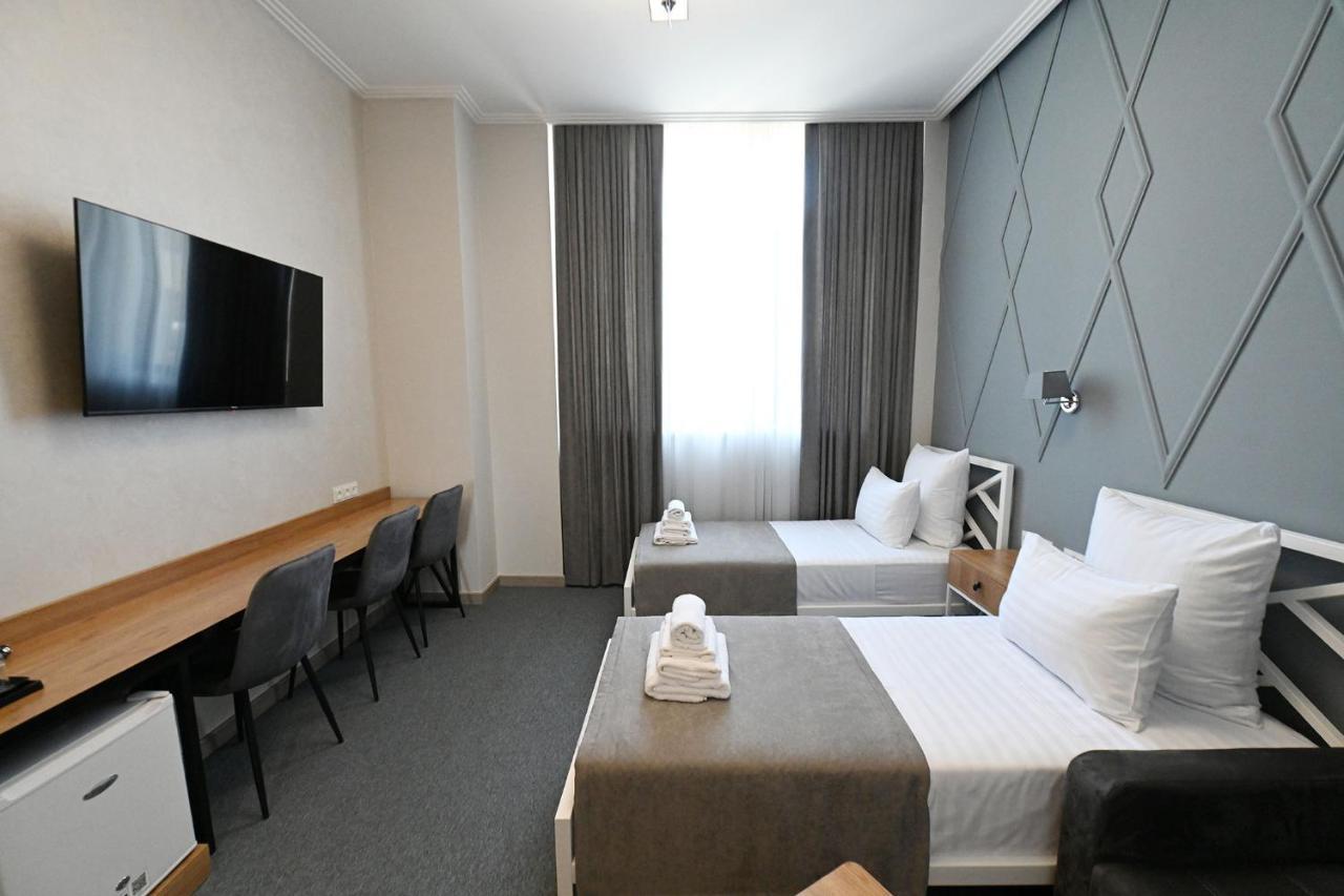 Prime Hotel Gyumri ภายนอก รูปภาพ