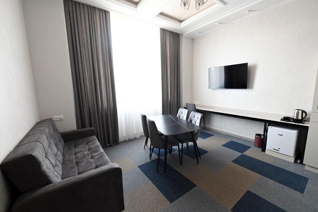 Prime Hotel Gyumri ภายนอก รูปภาพ
